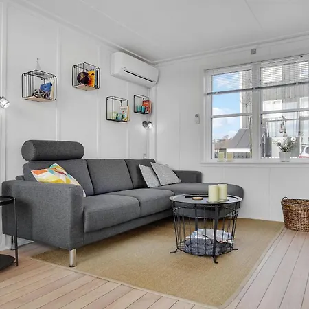 Casa de Férias Muslingen 653 *